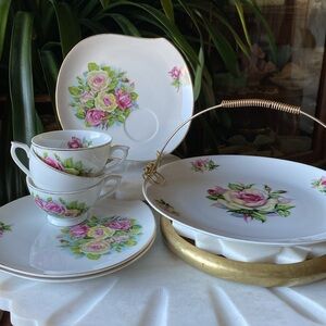 7 Piece Japanese Porcelain Tea Set - 3 Teacups & Saucers + Handled Dessert Plate